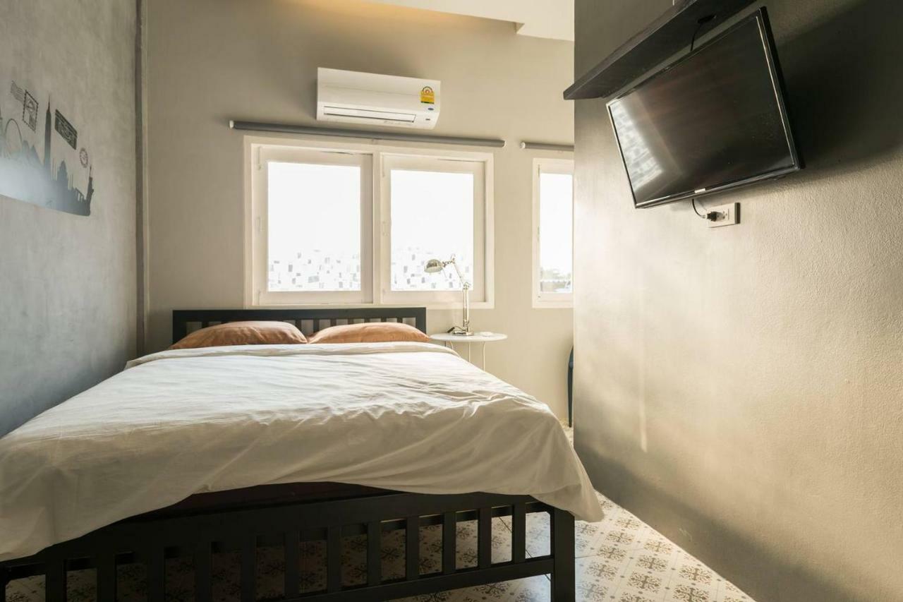 196 โอลด์ทาวน์ ชิค ทาวน์เฮาส์ Hotel กรุงเทพมหานคร ภายนอก รูปภาพ