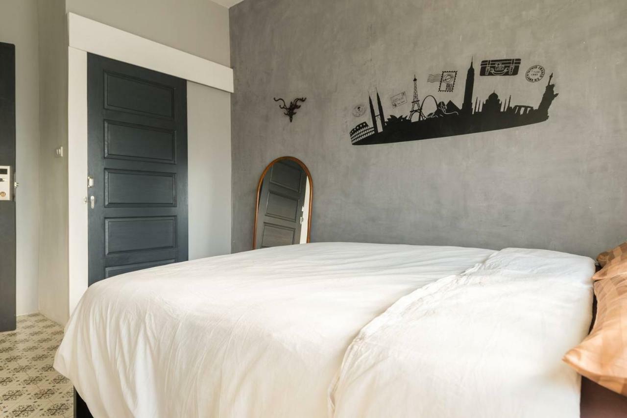 196 โอลด์ทาวน์ ชิค ทาวน์เฮาส์ Hotel กรุงเทพมหานคร ภายนอก รูปภาพ